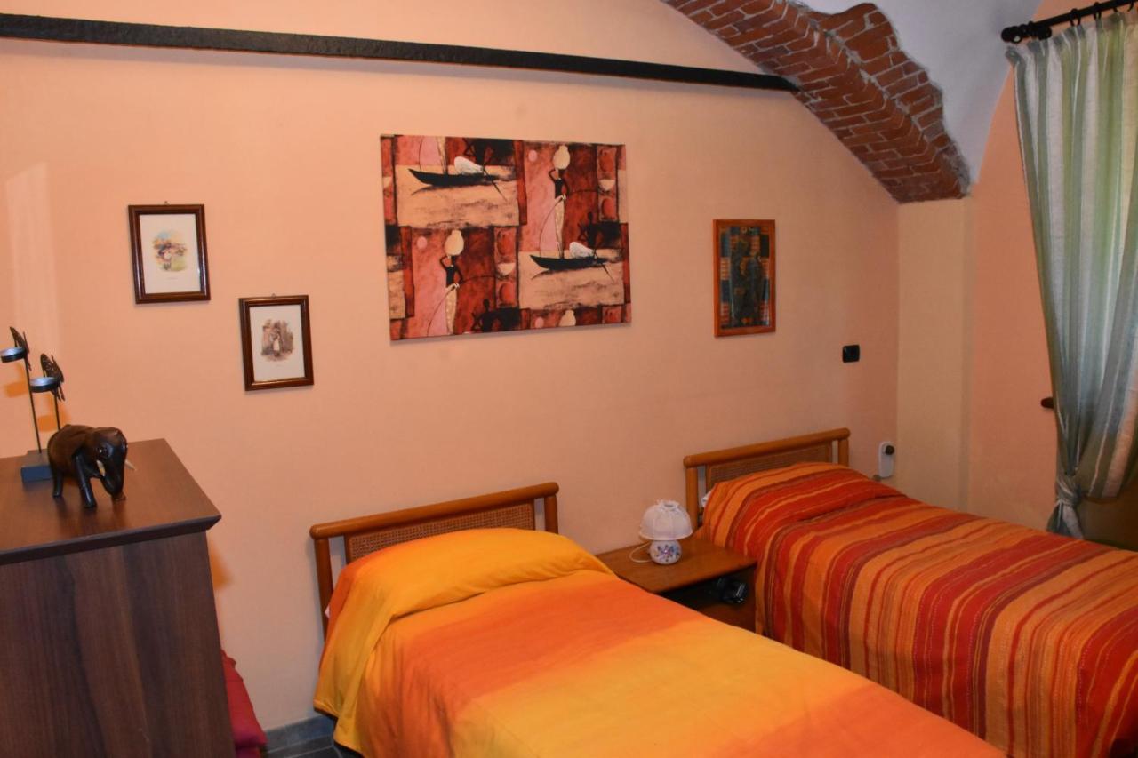 Bed and Breakfast La casa di Enzo Lequio Tanaro Esterno foto